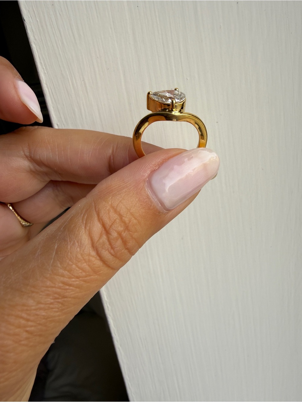 10k Gold Pear-Cut Solitaire Ring with Clear Stone - Women Jewelry mossinite 1.25 - Picture 3 of 4